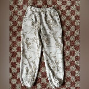 Comfrt White Oak Oversized Sweatpants